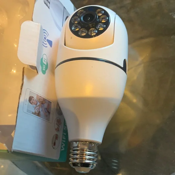 Smart Security Camera Bulb - White - Picture 5 of 5